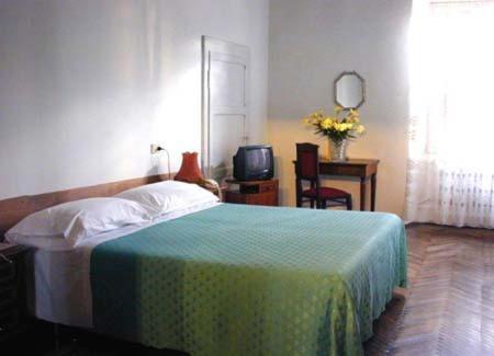 Albergo Anna - Camera Matrimoniale/Doppia con Letti Singoli - 2