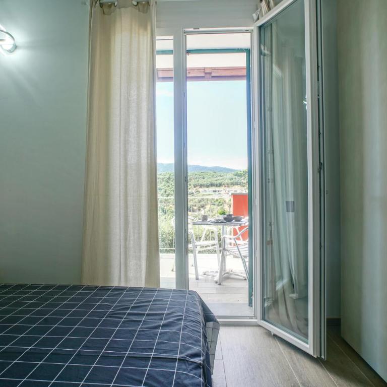 3 Bedroom Cozy Home In Imperia - Casa Vacanze con 3 Camere da Letto - 12