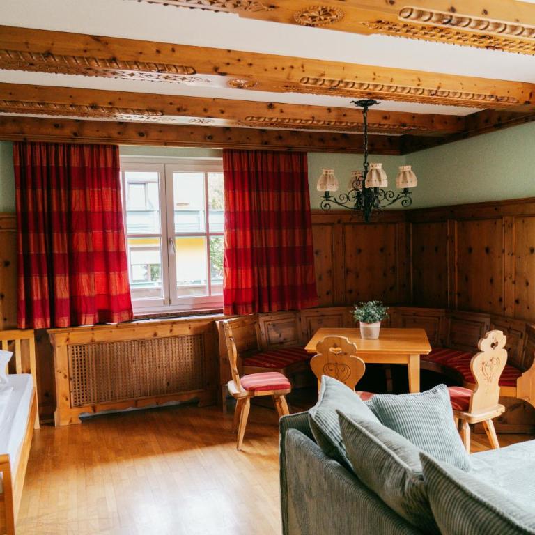 Urban Boutique Privatzimmervermietung - Apartment mit 1 Schlafzimmer und Balkon - 13