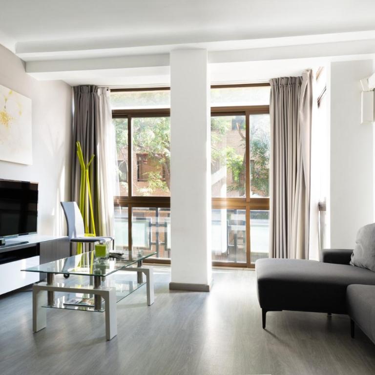 GuestReady - Spacious City Haven in Valencia - Four-Bedroom Apartment - 2