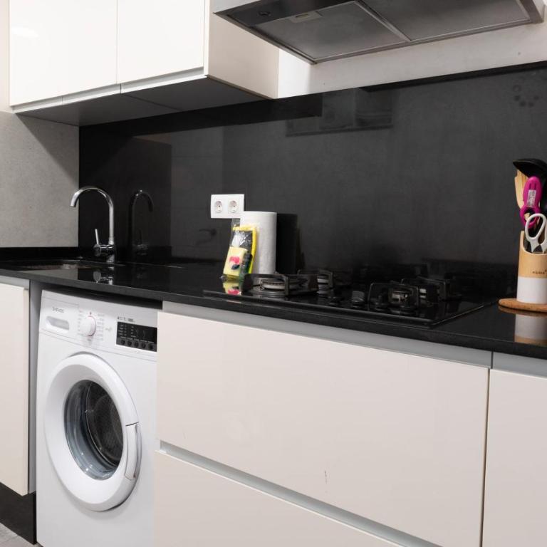 GuestReady - Spacious City Haven in Valencia - Four-Bedroom Apartment - 5
