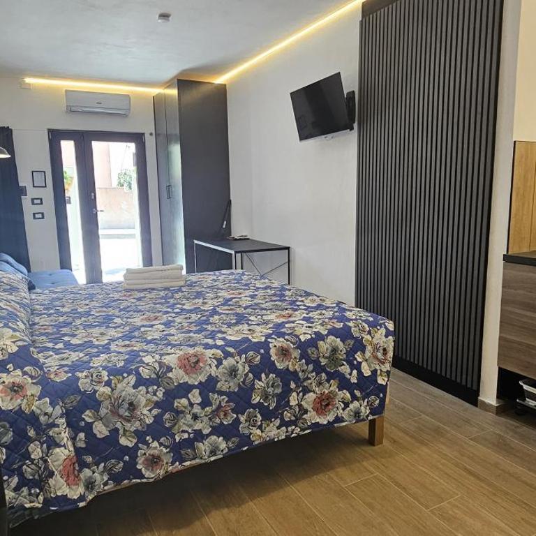 Derosas House - Camera Quadrupla con Bagno Privato - 1
