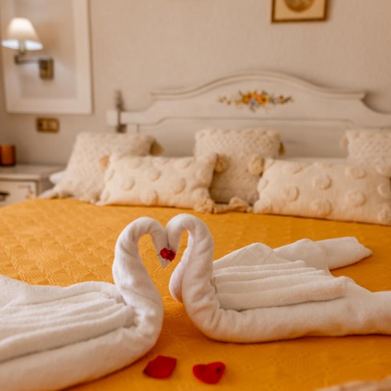 Hotel Polamar - Habitación Doble Deluxe con bañera de hidromasaje - 6