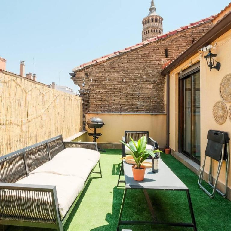 Atico Ordesa Barbacoa Terraza WiFi 4 Pax Ascensor - One-Bedroom Apartment - 1