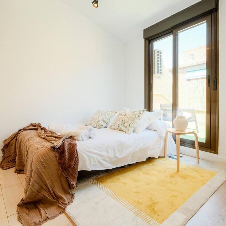 Atico Ordesa Barbacoa Terraza WiFi 4 Pax Ascensor - One-Bedroom Apartment - 4