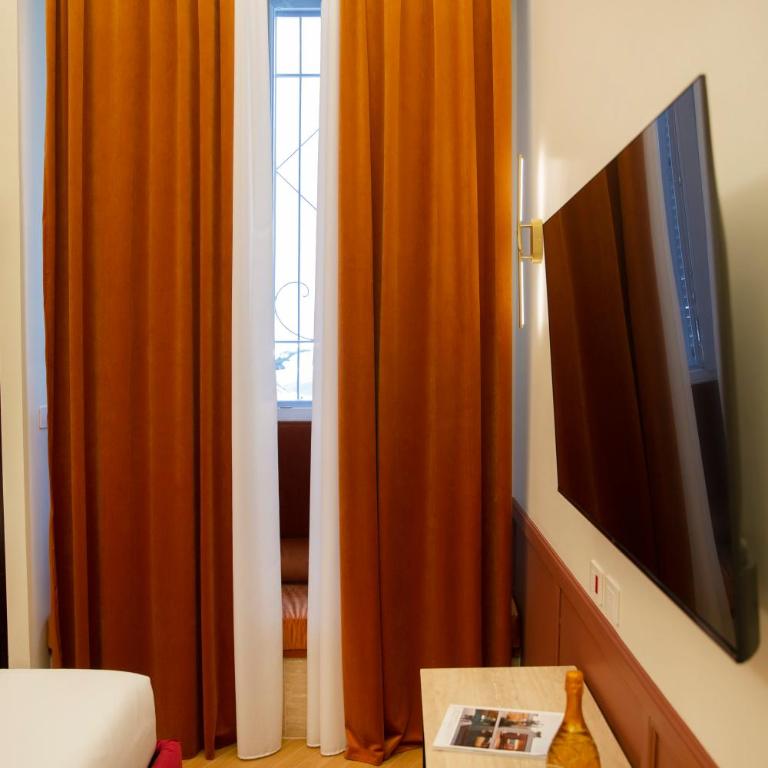 Unicum Trastevere Suites - Camera King Deluxe - 10
