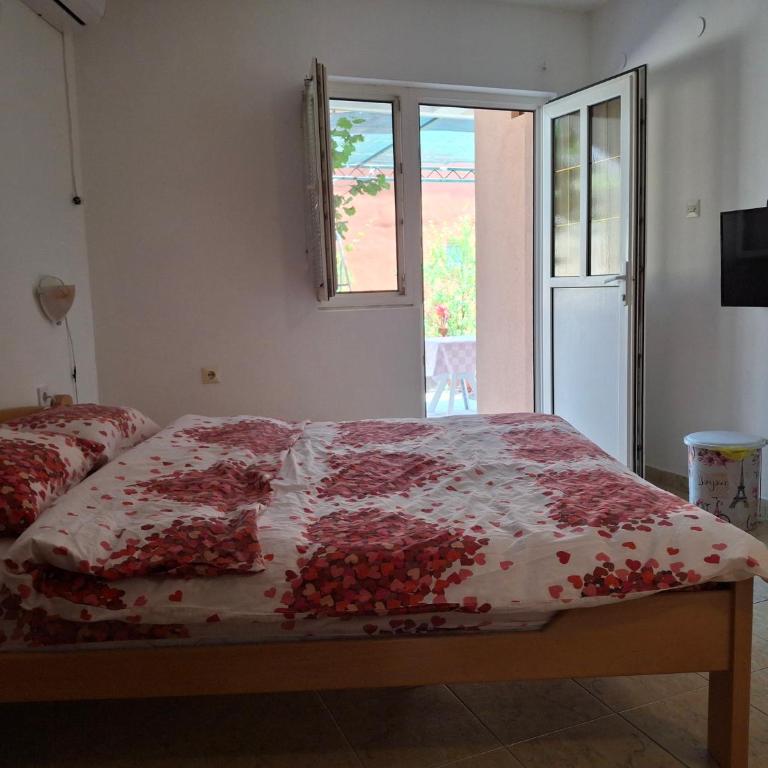 Apartmani Vujicic - Apartment - Ground Floor - 3