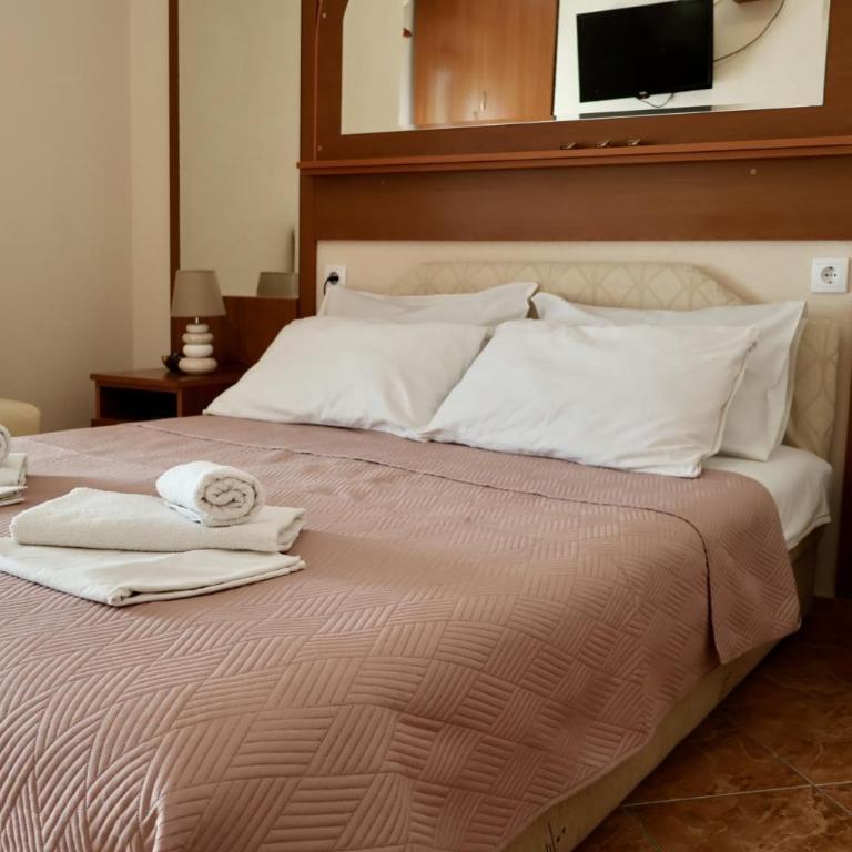 Pansion Nobel - Double Room with Balcony and Sea View - 5