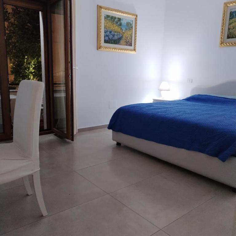Rosy's Guest House - Appartamento Deluxe con 2 Camere da Letto e Balcone - 16