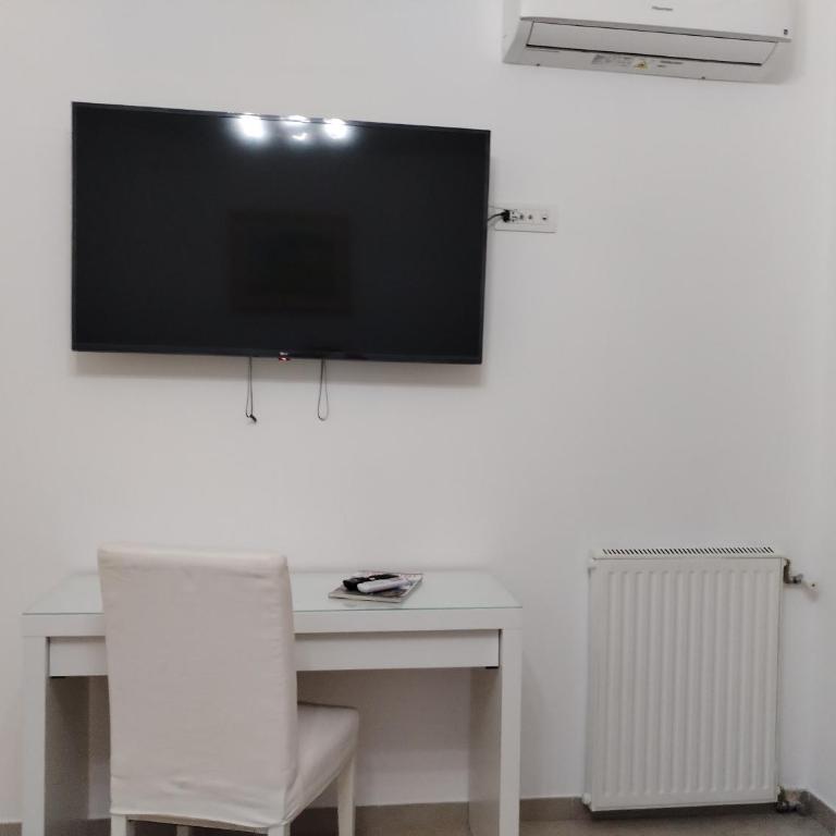 Rosy's Guest House - Appartamento Deluxe con 2 Camere da Letto e Balcone - 20