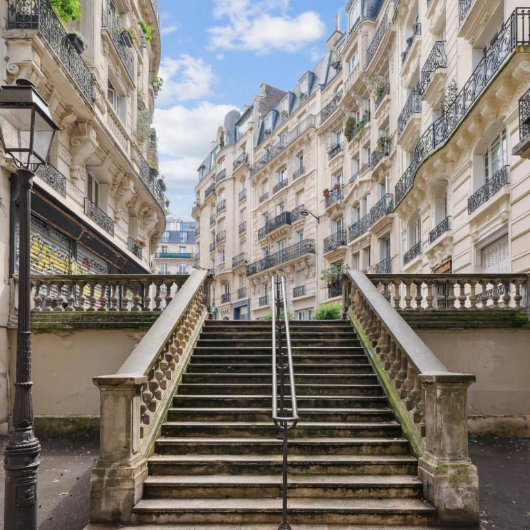 Haussmannian and Central - Montmartre and Sacré-Coeur - Appartement 2 Chambres - 20