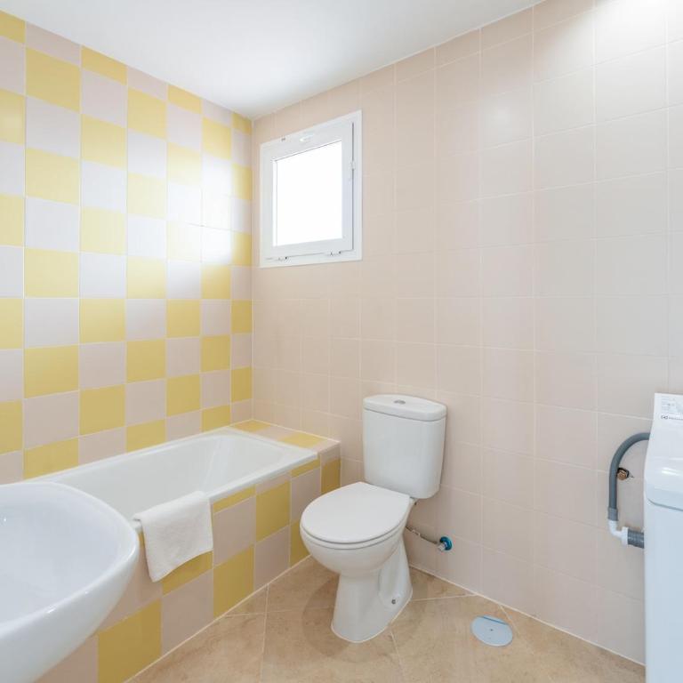 Pass the Keys Charming 1-Bedroom Flat in Benalmádena Pueblo - Apartamento de 1 dormitorio - 4