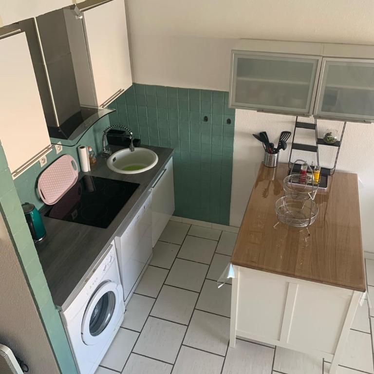 Appartement duplex face au port 50 m des plages - Appartement - 11