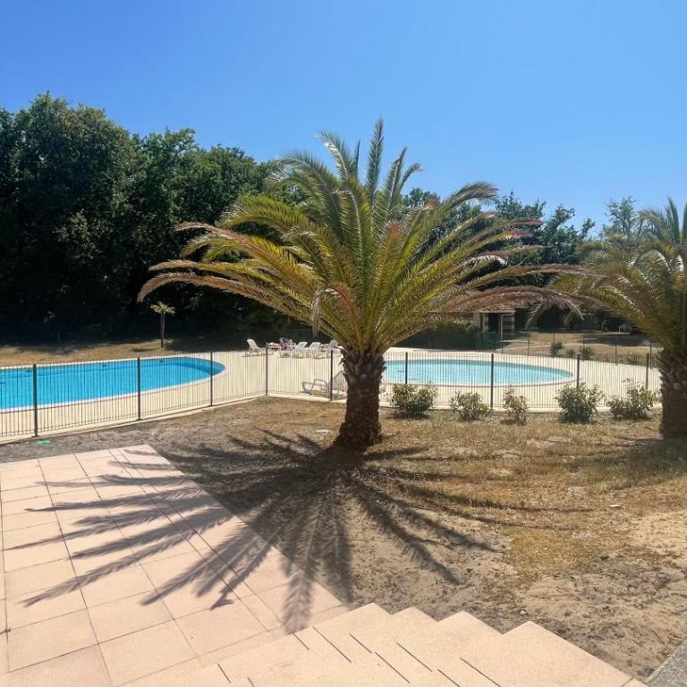 Rêves d'Océan villa familiale calme au Domaine des Sables piscine et pataugeoire partagées 10 min à pied de la plage surf skate park - Haus mit 3 Schlafzimmern - 1