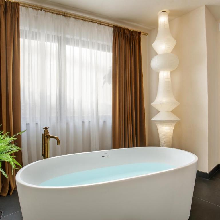 Daplace - Palazzo Serpe Suites near Colosseum - Standard Suite - 11