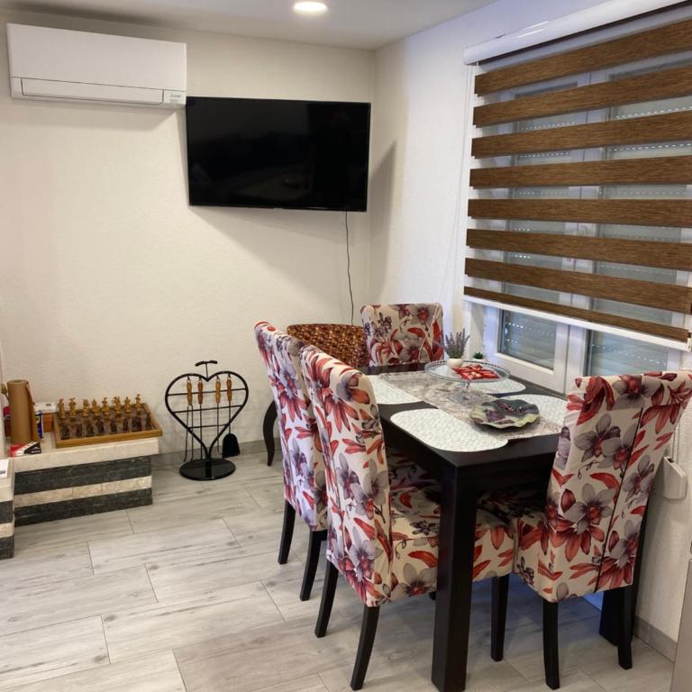 Villa Queen - Kuća sa 1 Spavaćom Sobom - 50