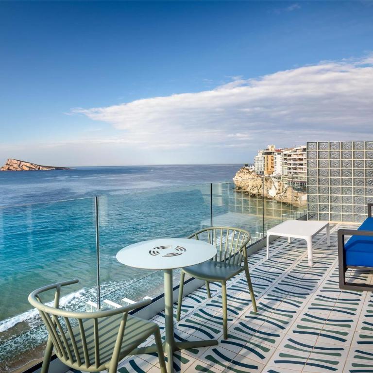 Barceló Benidorm Beach - Adults Recommended - Habitación Doble Deluxe con vistas al mar - 12