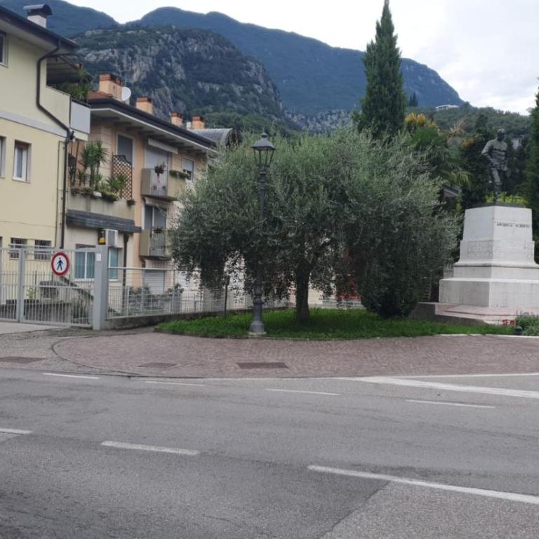 GardaInn Palazzo Nuovo - Appartamento con 2 Camere da Letto - 52