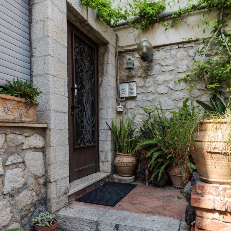 Il Giardino degli Aranci - Appartamento con 2 Camere da Letto e Terrazza - 18