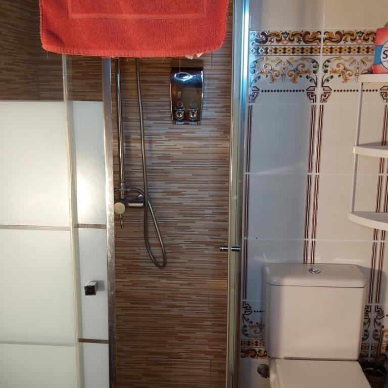 Rustikale Ferienwohnung mit Balkon und Meerblick - Apartamento - 11