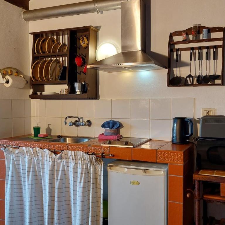 Rustikale Ferienwohnung mit Balkon und Meerblick - Apartamento - 9
