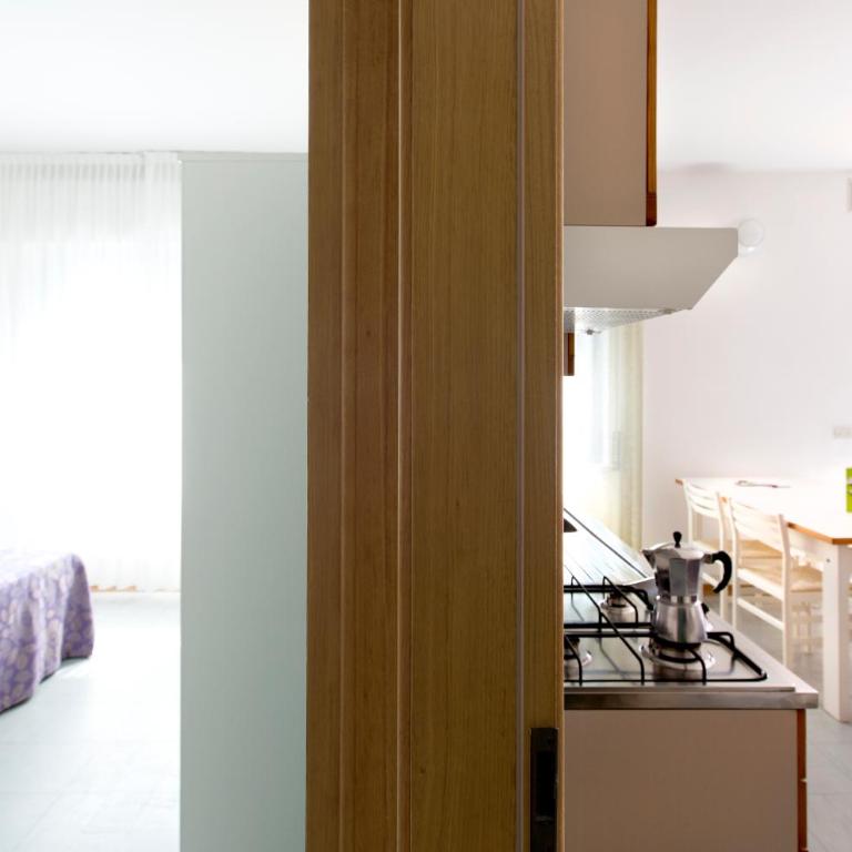 Aparthotel Carinzia - Appartamento Familiare con 2 Camere da Letto - 1