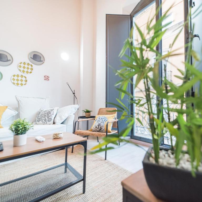 Apartamentos San Francisco con Terraza privada by Expoholidays - Apartamento de 2 dormitorios con terraza - 2