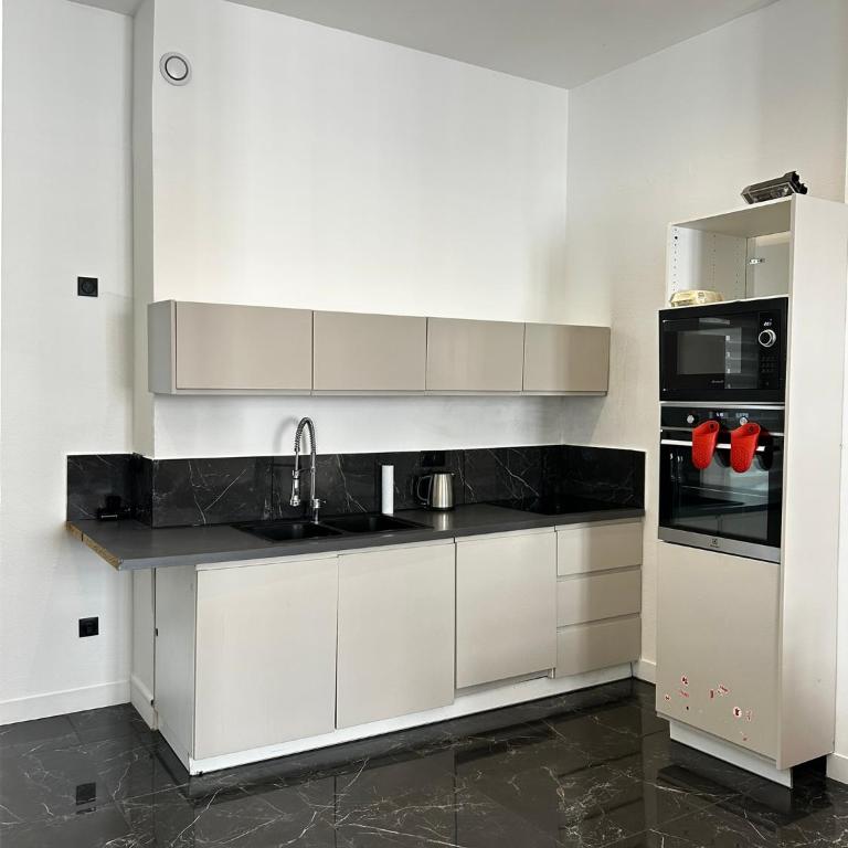 Appartement ultra central Bordeaux Gambetta - One-Bedroom Apartment - 10