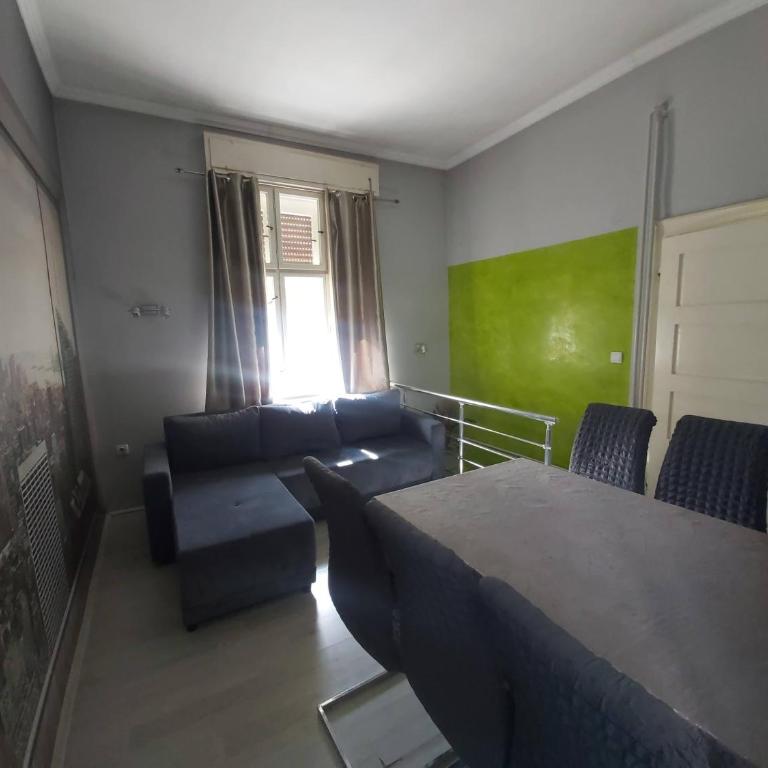 Apartmani Pelivan - Two-Bedroom Apartment - 17
