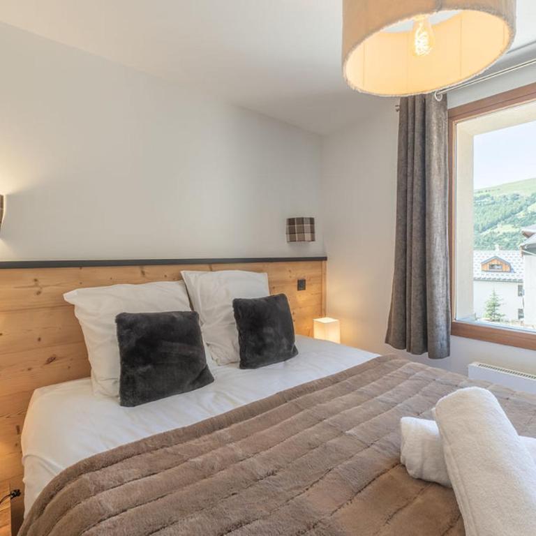 Alpe d'Huez Houses - Chez Cathy - Fermes de l'Alpe - Fabuleux 2 chambres neuf pour 6 personnes - Apartamento con vistas a las montañas - 17