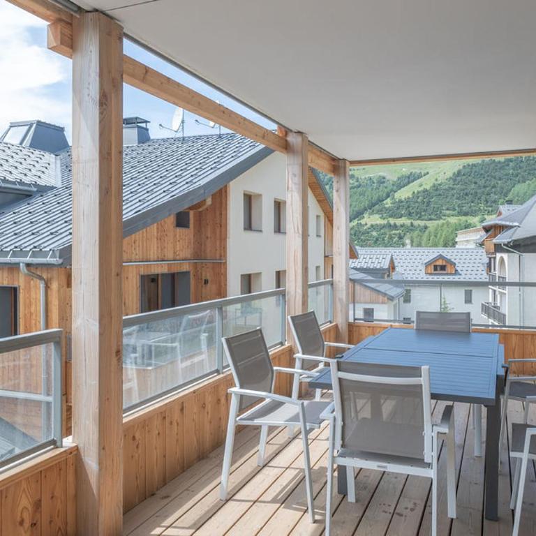Alpe d'Huez Houses - Chez Cathy - Fermes de l'Alpe - Fabuleux 2 chambres neuf pour 6 personnes - Apartamento con vistas a las montañas - 23