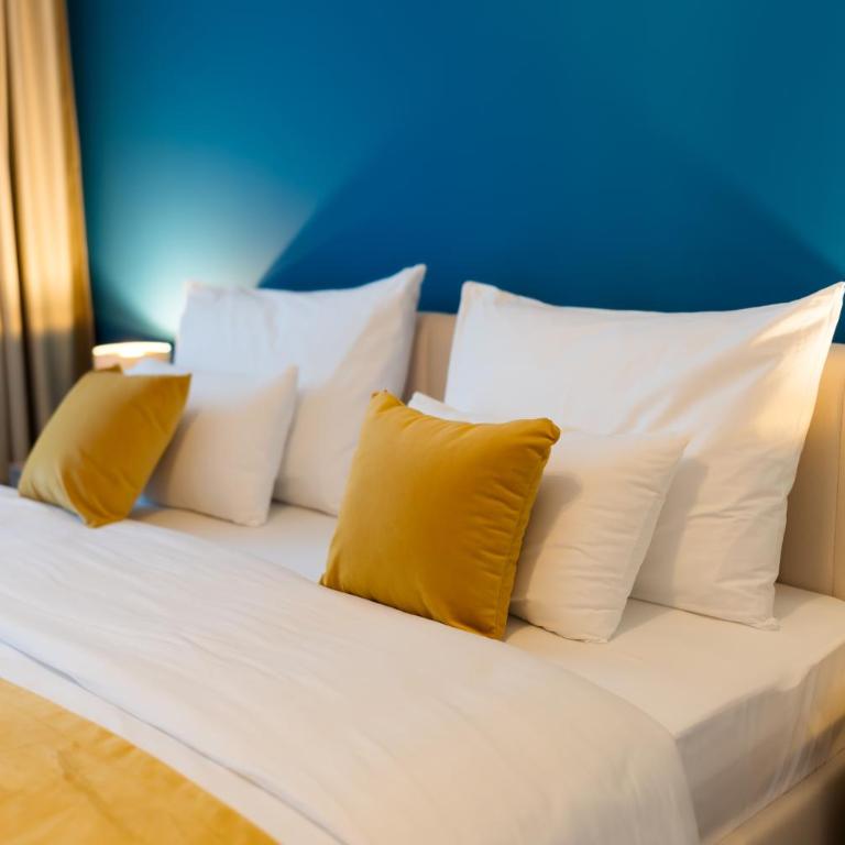 Hotel Spa Olive - Deluxe Queen Suite - 1