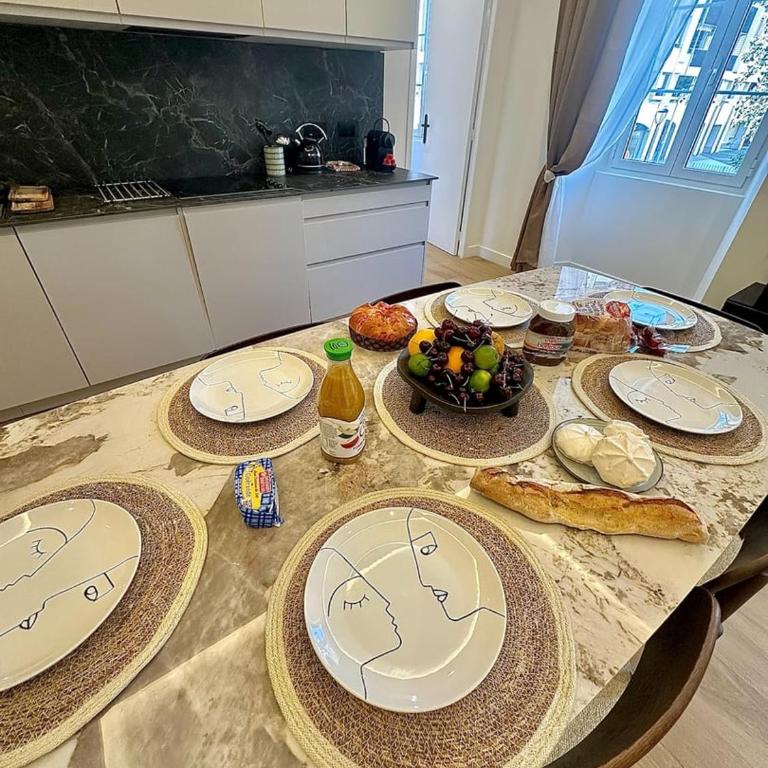 Magnifique appartement - Jacuzzi - Port de Nice - Appartement Deluxe - 10