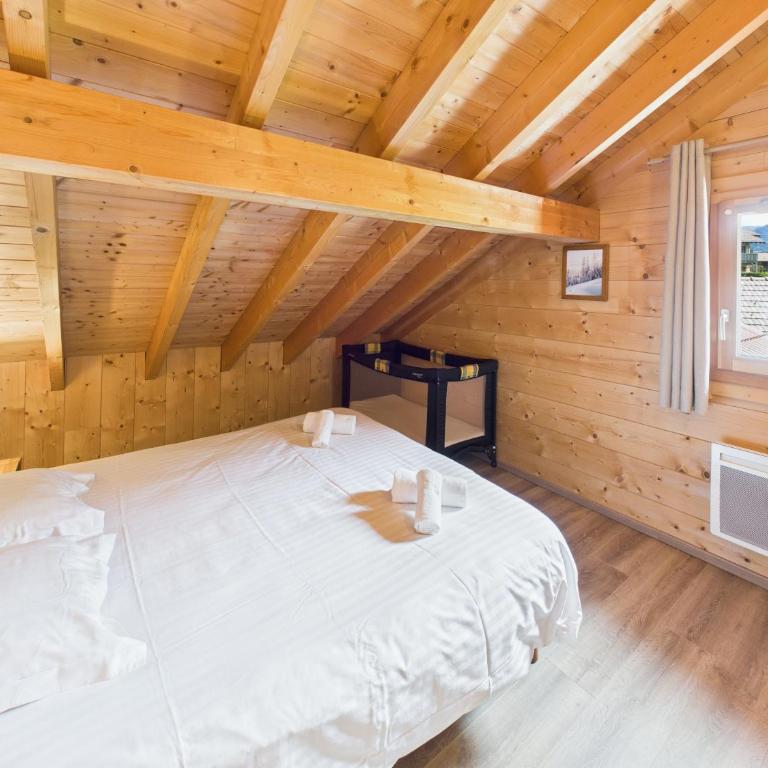 Le Chalet du Père Michel, Jacuzzi, Sauna, Jardin - Chalet 3 Chambres - 14