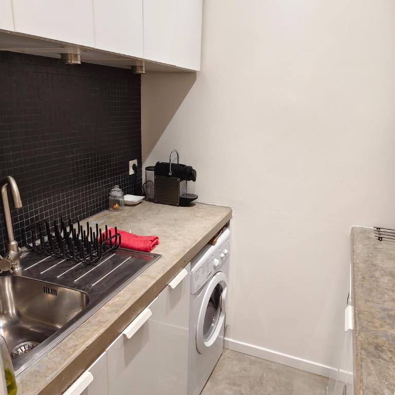 Jolie Montorgueil - One-Bedroom Apartment - 4