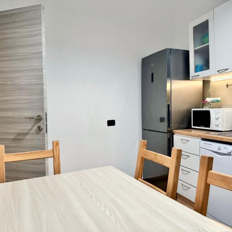 2 min to Acquarium Porto Antico Vanilla Apartment - Two-Bedroom Apartment - 19