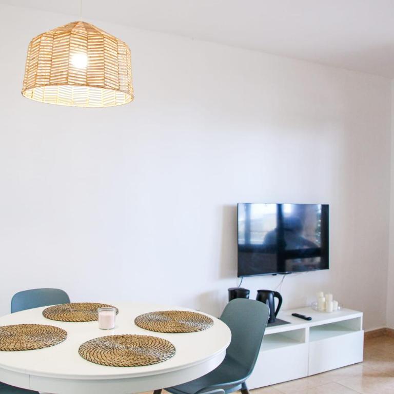 Book Jet - OASIS CORRALEJO Apartments Pool & WIFI - Apartamento de 1 dormitorio con terraza - 3