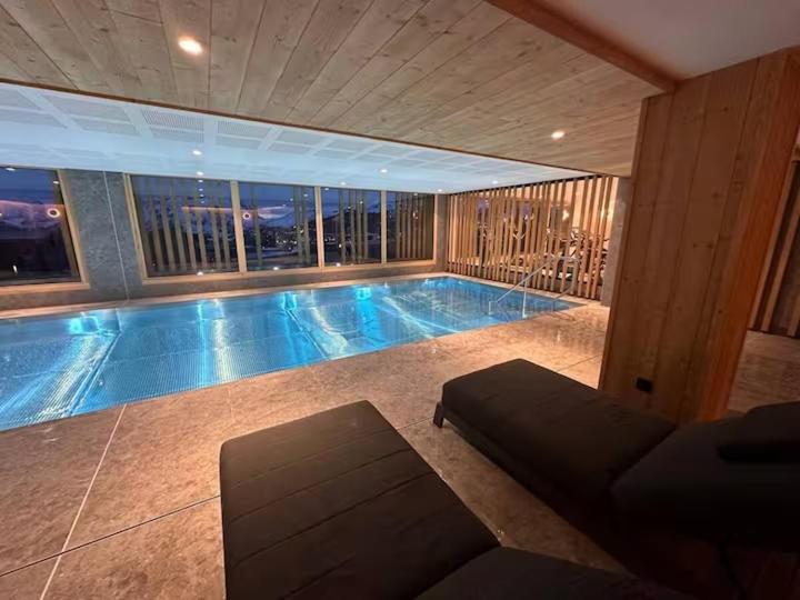 Alpe d'Huez Houses - Chez Marlène - PHOENIX3 - Coup de coeur ski aux pieds avec piscine, spa, et fitness - Apartment with Mountain View - 24