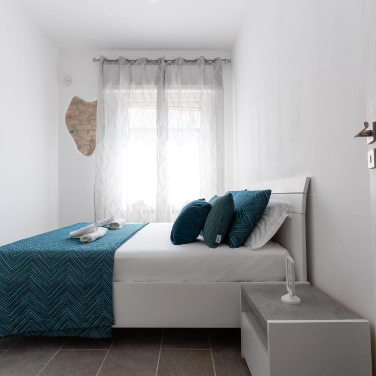 Appartamento Deluxe Eclissi sul MARE 30mt dal mare - Four-Bedroom Deluxe Apartment - 8