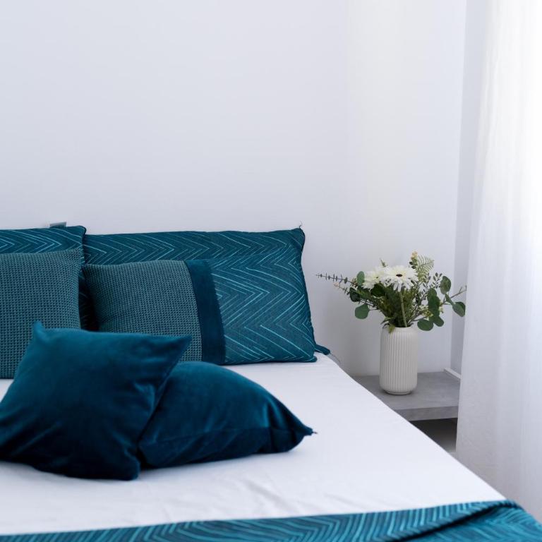 Appartamento Deluxe Eclissi sul MARE 30mt dal mare - Four-Bedroom Deluxe Apartment - 28