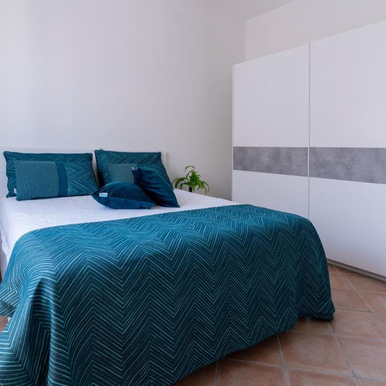 Appartamento Deluxe Eclissi sul MARE 30mt dal mare - Four-Bedroom Deluxe Apartment - 30