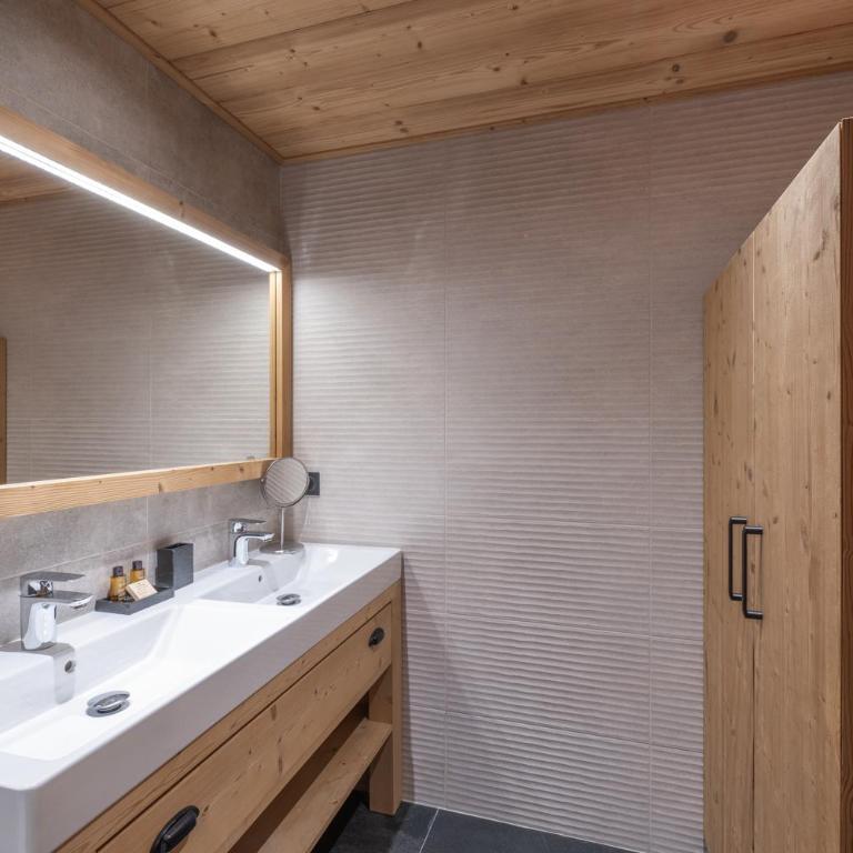 Alpe d'Huez Houses - Hameau de Clotaire - Le cocon blanc - Duplex 5 chambres - cheminée wellness - Ski aux pieds - Appartamento Deluxe con 5 Camere da Letto - 10