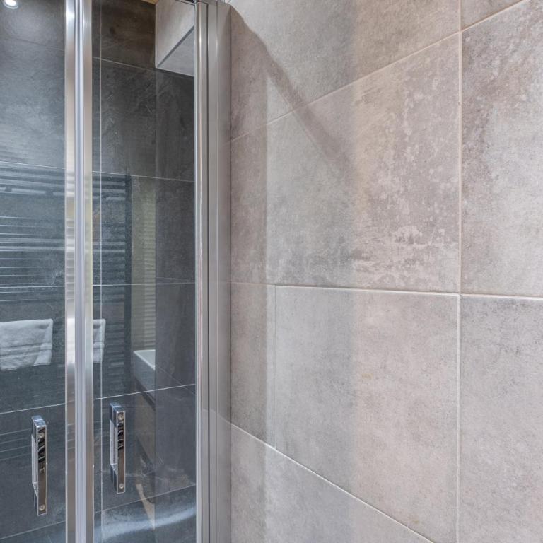 Alpe d'Huez Houses - Hameau de Clotaire - Le cocon blanc - Duplex 5 chambres - cheminée wellness - Ski aux pieds - Appartamento Deluxe con 5 Camere da Letto - 14