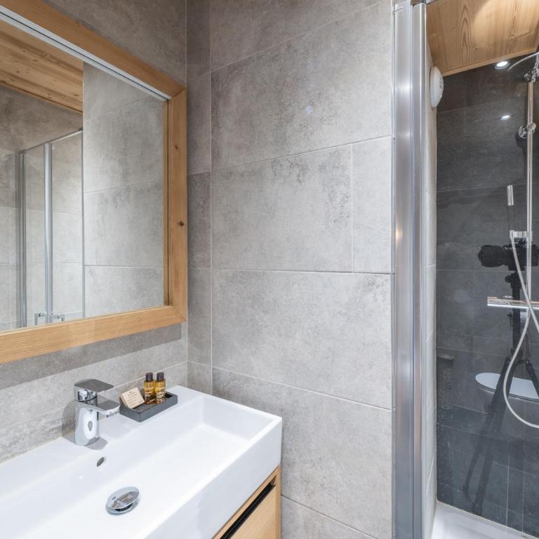 Alpe d'Huez Houses - Hameau de Clotaire - Le cocon blanc - Duplex 5 chambres - cheminée wellness - Ski aux pieds - Appartamento Deluxe con 5 Camere da Letto - 20