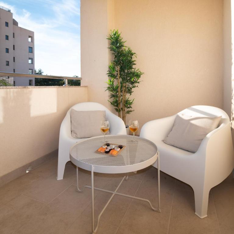Beautiful apartment with pool and gardens - Apartamento con vistas a la piscina - 16