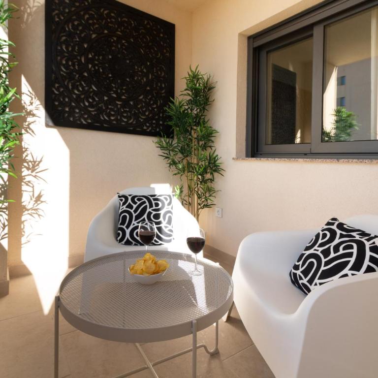 Beautiful apartment with pool and gardens - Apartamento con vistas a la piscina - 4