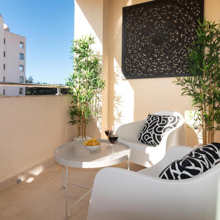 Beautiful apartment with pool and gardens - Apartamento con vistas a la piscina - 5