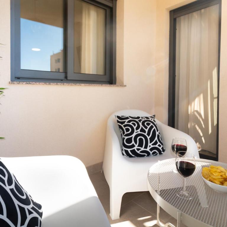 Beautiful apartment with pool and gardens - Apartamento con vistas a la piscina - 43