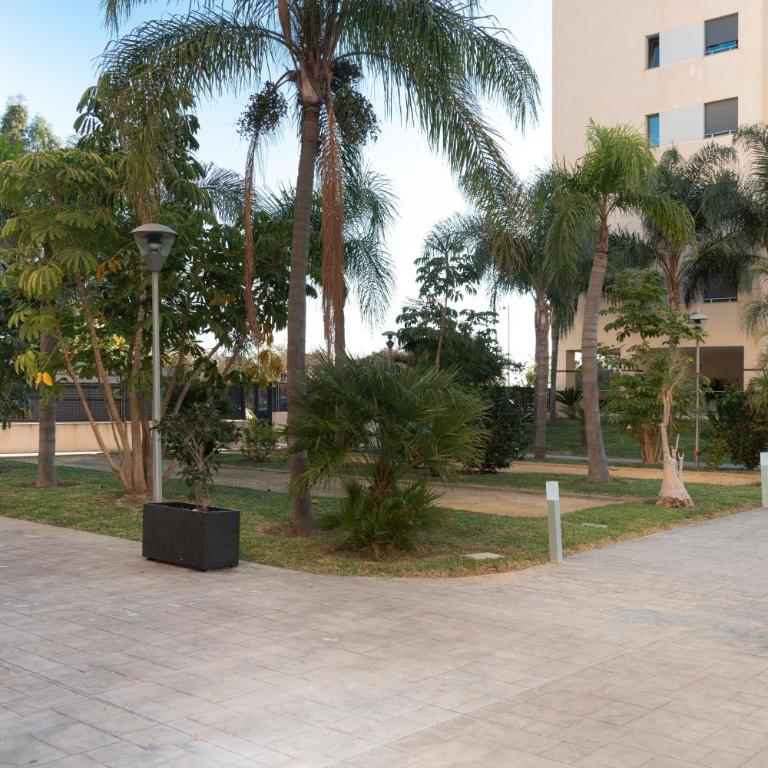 Beautiful apartment with pool and gardens - Apartamento con vistas a la piscina - 47