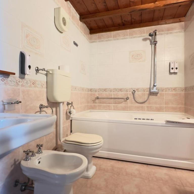 Suite degli Estensi - in centro storico con Jacuzzi - Appartamento con 1 Camera da Letto - 19